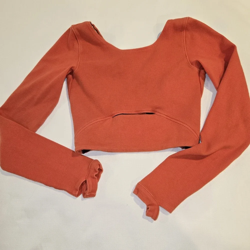 Free People Movement Cropped Top‎ Open Back Criss Cross Straps Thumb Holes
